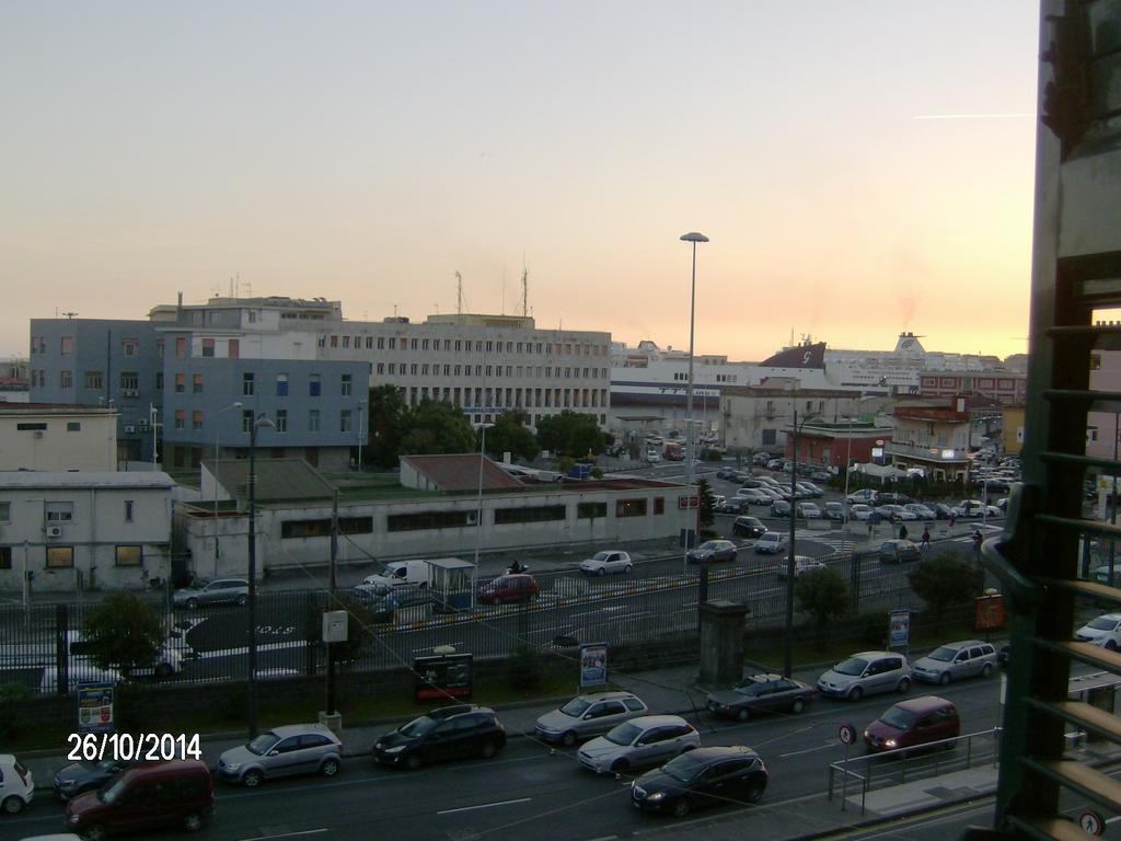 Casa Marina Apartment Napoli Bagian luar foto